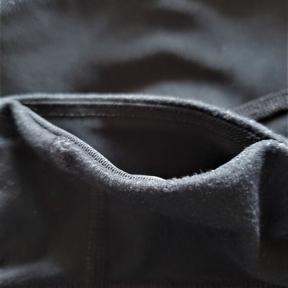 Under Armour black athletic pants - Picture 4 of 9